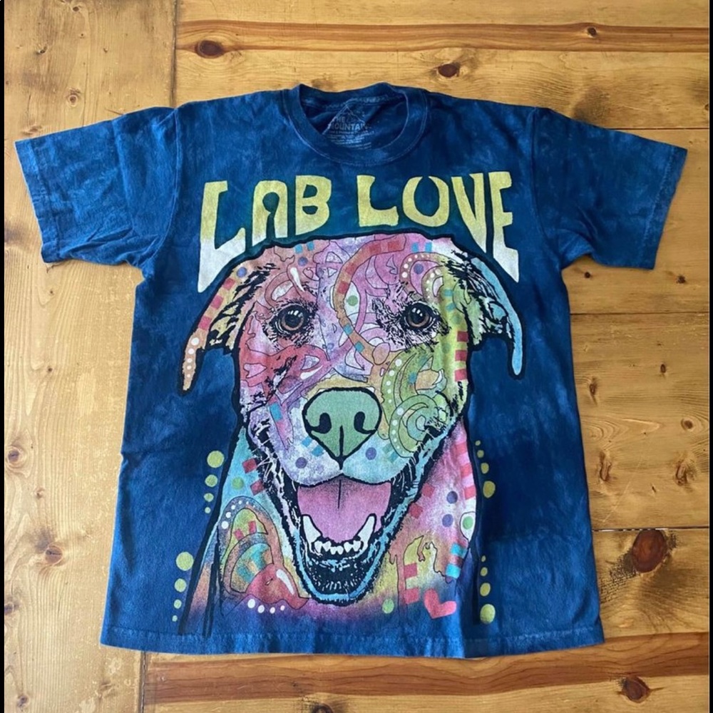 Lab Love shirt size Small or 4